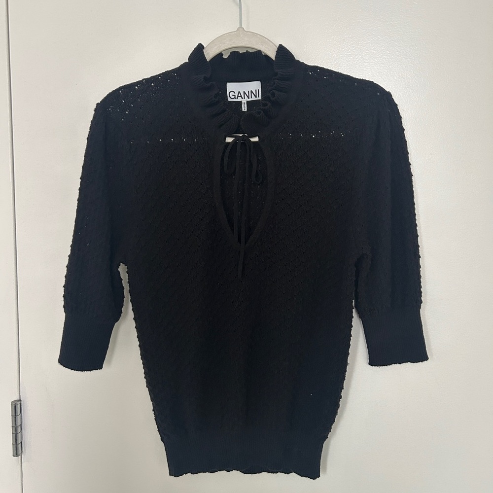 Ganni Women’s Black Ruffled Knit Blouse Top S – Tie Front, Versatile Style